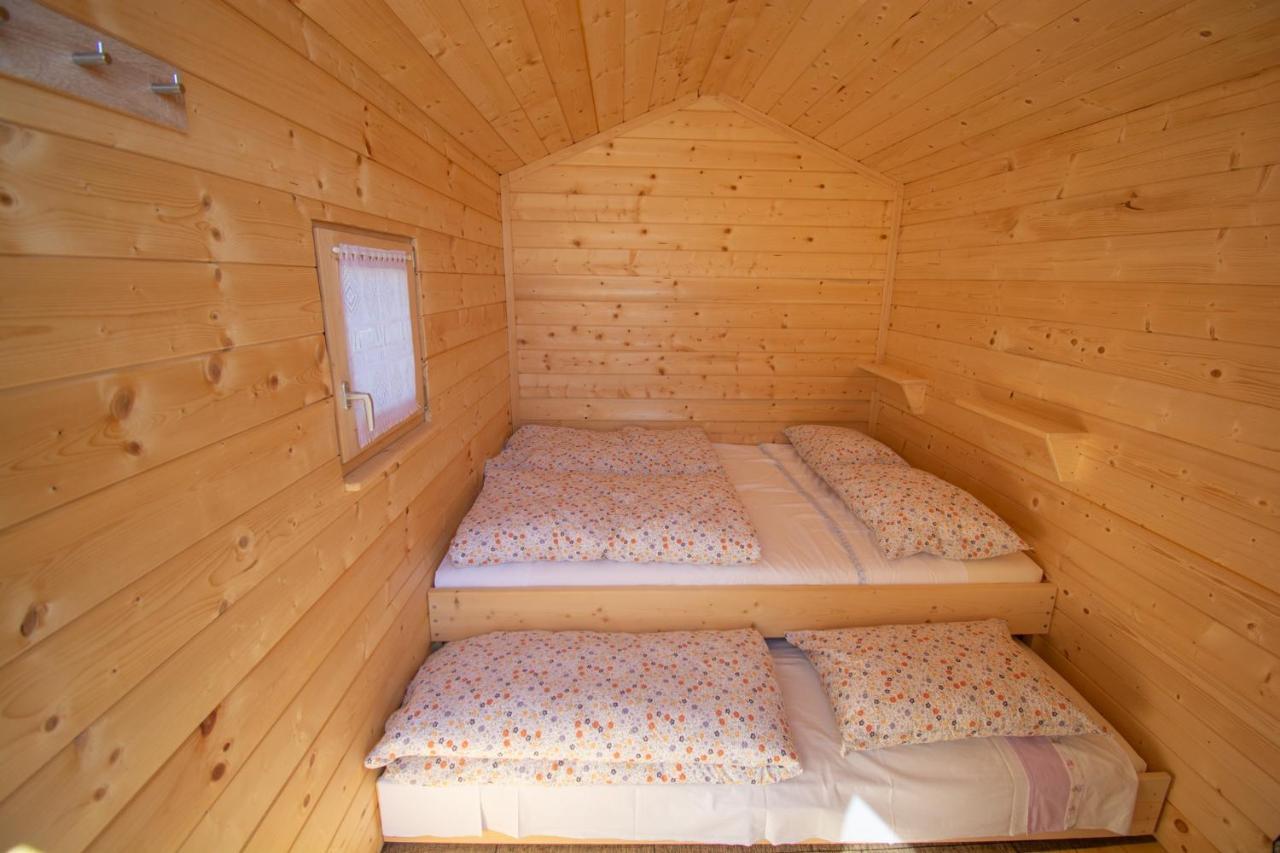 Ferienwohnung Pocitniska Hiska Skedenj Deskle Exterior foto